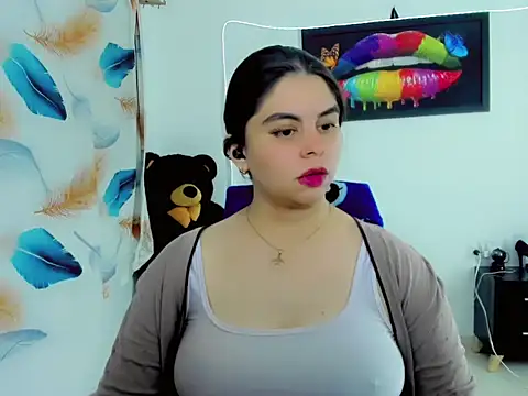 Вебкам-шоу Maddi_ivanova2026