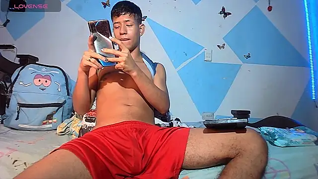 dareck_18 在線直播表演
