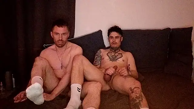 Flycouple25 Chat XXX live