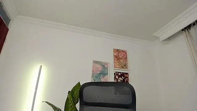 canelleGarcesn Live XXX chat