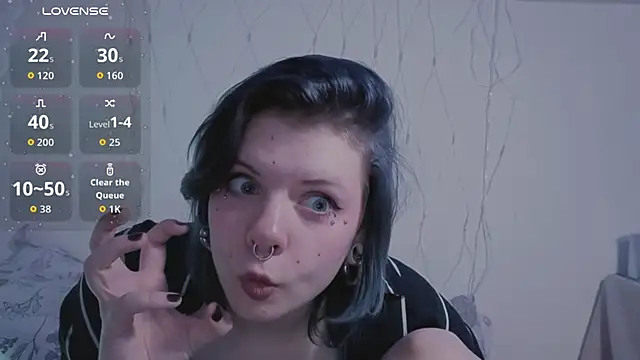Alice_Zev: онлайн-секс-чат