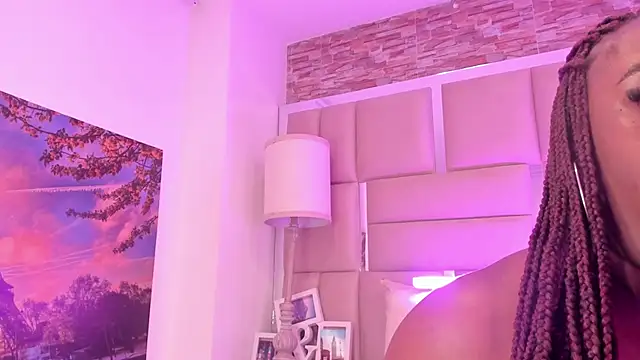 دردشة ShaniaBrownn الجنسية المباشرة