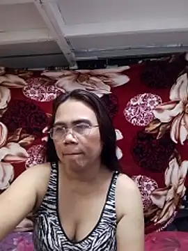 erma_joy Show in webcam