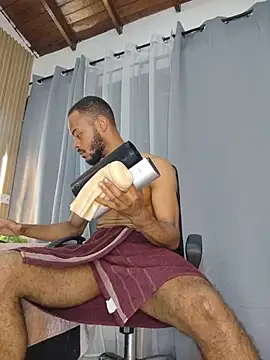 Oliver_bigblack_cock Show Webcam