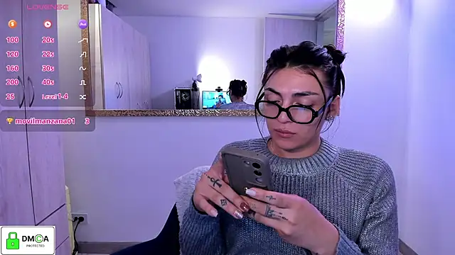 EricaVanderhill Adlı Modelin Web Kamerası Şovu