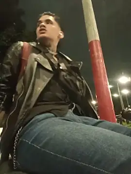 AlecBanne_ Show Webcam