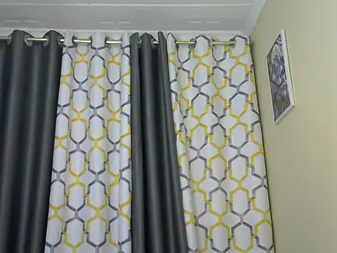 Daddys-girl Webcamshow