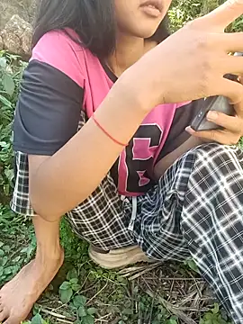 Hoa-tuylip 现场XXX聊天
