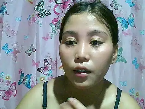 SexyAsianPussy4u's Live XXX Chat