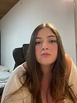 Онлайн чат XXX Kamilla_Loop