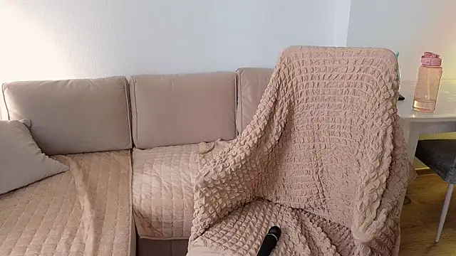 دردشة EllsaJean_ الجنسية المباشرة