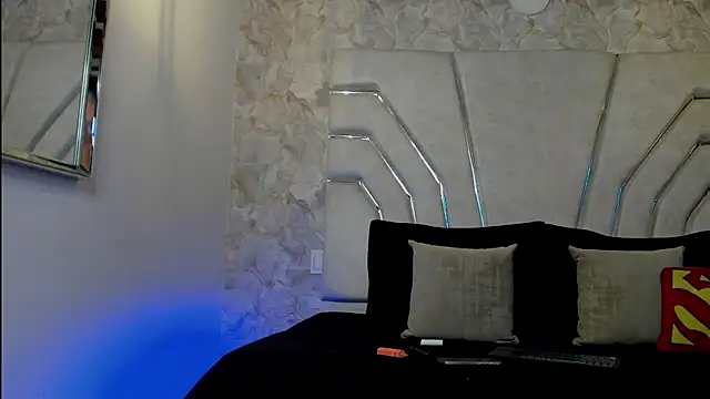 عرض كام MAXTHOMSON