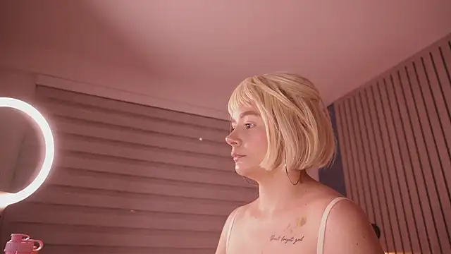 bella_adams_: онлайн-секс-чат