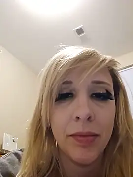 Czat XXX na żywo – AmethystFoxx