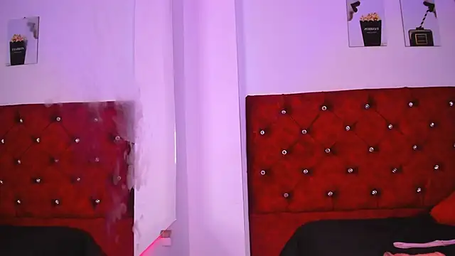 XXX chat uživo modela MaxPower003