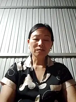 Kiss_love2n Live XXX chat
