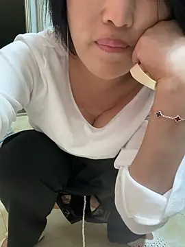 luckybaby666999 现场XXX聊天