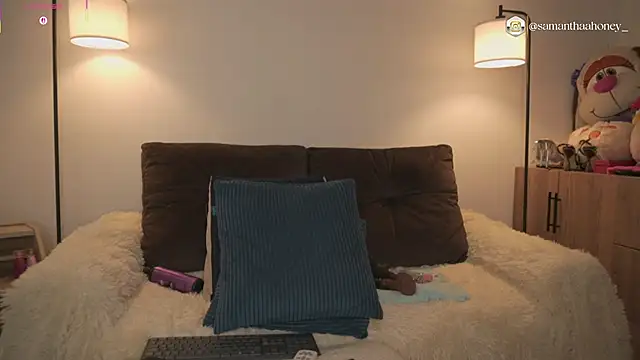 samanthaa_ Adlı Modelin Canlı XXX Sohbeti