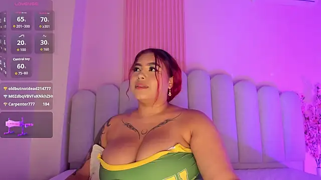 Zoe1_2's Live XXX Chat