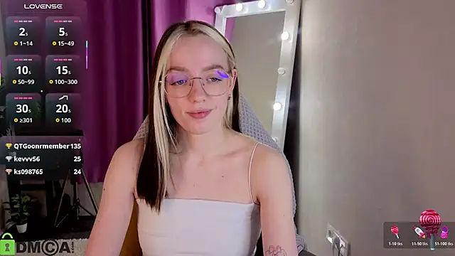 R0cket_bunny's Live XXX Chat