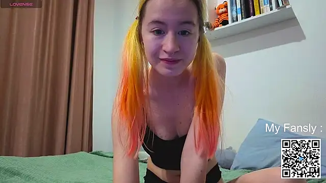 Emilya201: онлайн-секс-чат