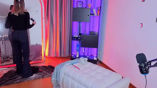 Chatroom XXX en direct de Nicky_sexfire