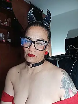 Taylor-hardcore's Webcam Show