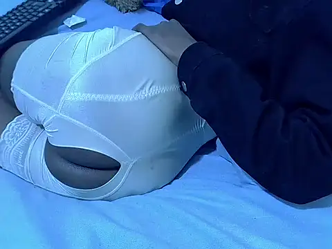 Show webcam de nolikhaya
