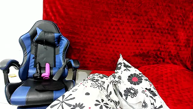Pokazy przed kamerką – valery_slim18