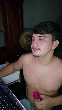 Chat +18 de Yunan00 ao vivo