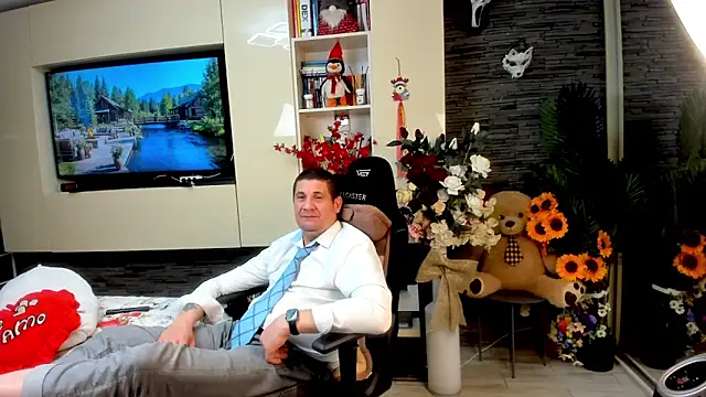 SpartacusDaddy48: διαδικτυακό σόου στην κάμερα