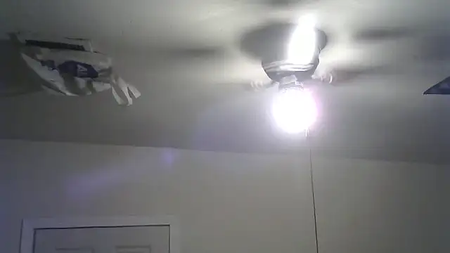 Johnny1991Blunt's Live XXX Chat