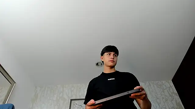 Lander_Cruz élő XXX-chatje