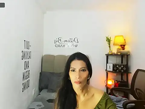 Show webcam de Trixie_Mattel21