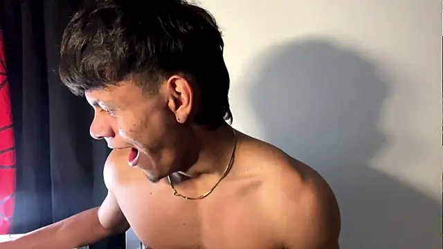 bbchocolate27 Show in webcam