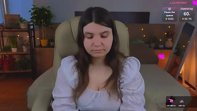 Viola__Shy Chat XXX in diretta