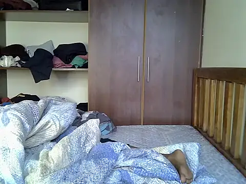 Agoodbad Adlı Modelin Canlı XXX Sohbeti