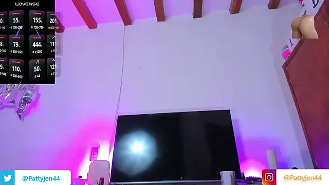 pattyjenkinss' Webcam Show