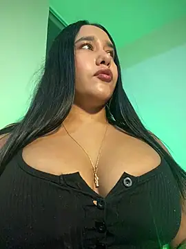 mis-violetha's Live XXX Chat