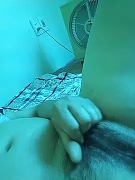 BlueGirlyeah Show Webcam