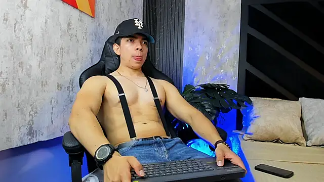 Julian_Mercier Adlı Modelin Web Kamerası Şovu
