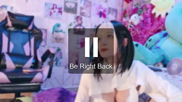 XXX chat uživo modela Alicebenett