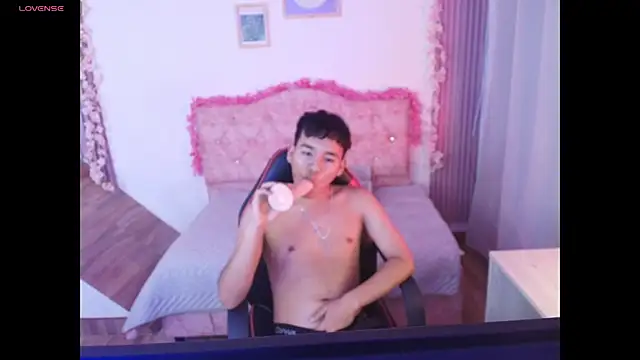 noa_hot69n Webbikameraesitys