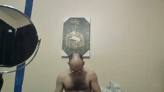 Show modela hailzeffn na web-kameri