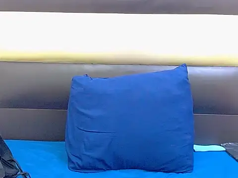 SexyBoobs44DD's Live XXX Chat