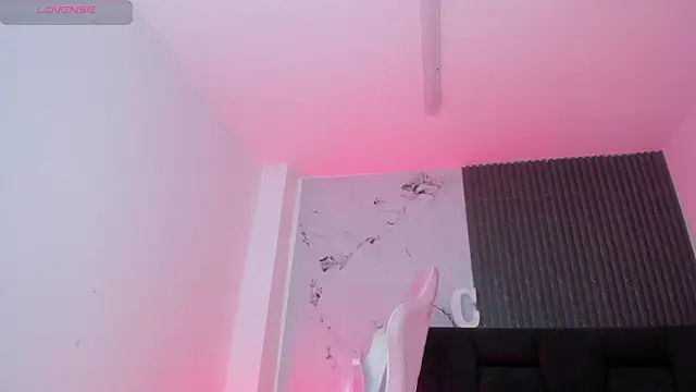 Chloemuaak live XXX chat