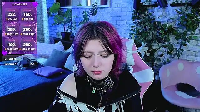 Ashley_Veil Pertunjukan Webcam