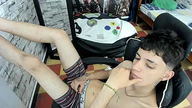 wex_077 Pertunjukan Webcam