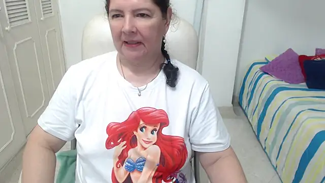 leonela_69's Webcam Show