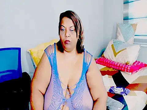 Sassy_Tassy লাইভ XXX চ্যাট